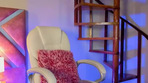 Snapshot of _kelly_hous36 chatting on 11.18.25 kelly online show from 11.18.25