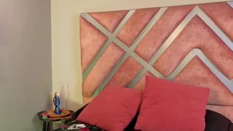 Snapshot of _kelly_hous36 chatting on 11.19.25 kelly online show from 11.19.25