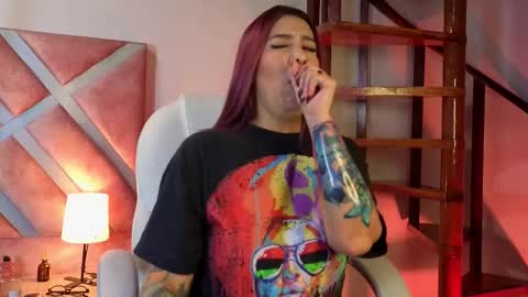 Snapshot of _kelly_hous36 chatting on 12.04.25 kelly online show from 12.04.25