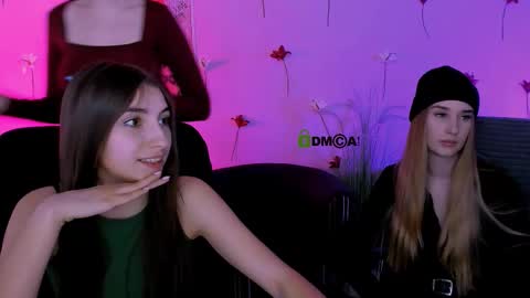 _kellykitten_ online show from 03.20.26