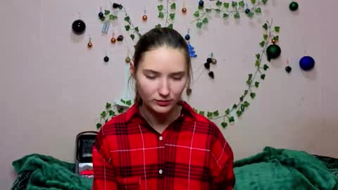 _kikiclark_ online show from 01.11.26