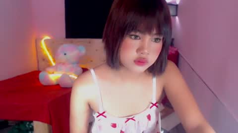 Snapshot of _kittyk7 chatting on 06.20.26 bugrang online show from 06.20.26