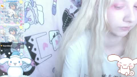 Snapshot of _kuroneeko_ chatting on 12.18.24  kuro  online show from 12.18.24