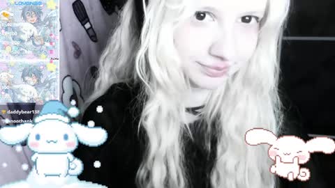 Snapshot of _kuroneeko_ chatting on 02.13.25  kuro  online show from 02.13.25