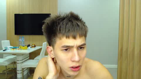 Snapshot of _kurt chatting on 12.02.24 Kurt online show from 12.02.24