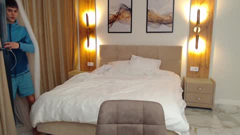 Snapshot of _kurt chatting on 01.22.25 Kurt online show from 01.22.25