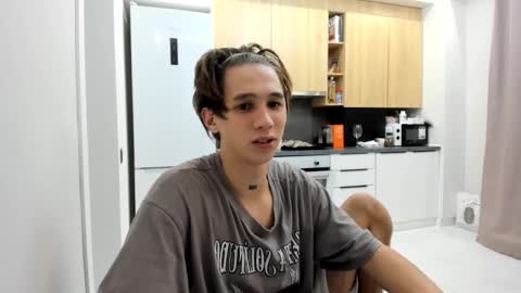 Snapshot of _kurt chatting on 10.29.25 Kurt online show from 10.29.25