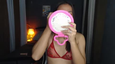 Snapshot of _kyliebrown_ chatting on 01.18.25 Kylie online show from 01.18.25