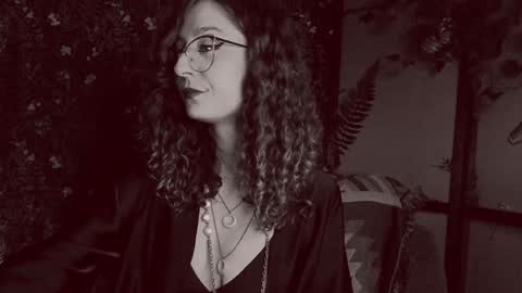 Lady Luna online show from 12.15.24