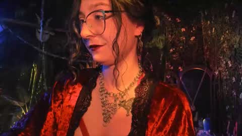 Lady Luna online show from 02.15.26