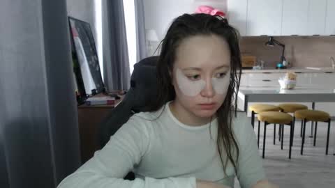 _lalune_ online show from 03.28.26