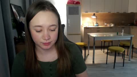 _lalune_ online show from 04.19.26