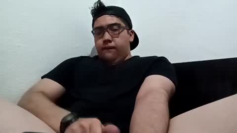 Snapshot of _leclerc_ chatting on 02.21.25 _leclerc_ online show from 02.21.25