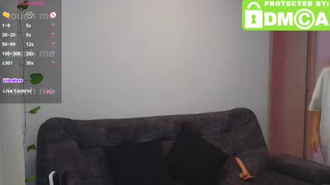 Snapshot of _leiablackley_ chatting on 10.15.25 Sharon and Ed online show from 10.15.25