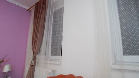 Snapshot of _lenapaul_ chatting on 02.05.25 Lena Paul online show from 02.05.25