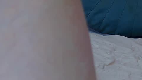 Snapshot of _lenapaul_ chatting on 02.11.25 Lena Paul online show from 02.11.25