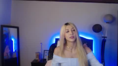 Lia online show from 09.24.25