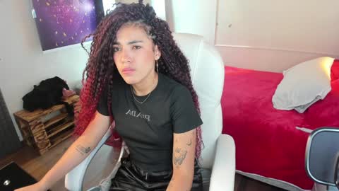 Lili  online show from 02.02.25