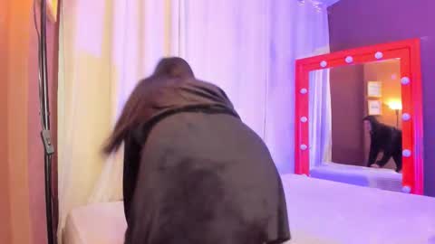 Ivy 3 online show from 02.23.26