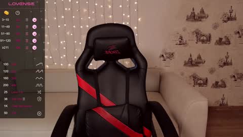 Snapshot of _little_sunshine_ chatting on 12.16.24 My name is lina Lush is activePrivate is Open online show from 12.16.24