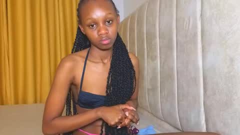 Littlevenus online show from 11.09.25