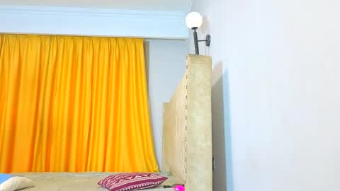 Littlevenus online show from 04.17.26