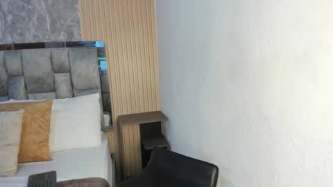 Snapshot of _liv__ chatting on 03.04.26 _liv__ online show from 03.04.26