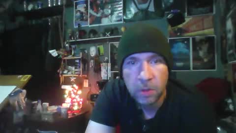 That guy online show from 12.23.25