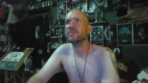 Snapshot of _longfellow chatting on 07.13.26 That guy online show from 07.13.26