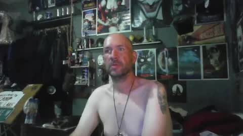 Snapshot of _longfellow chatting on 07.15.26 That guy online show from 07.15.26