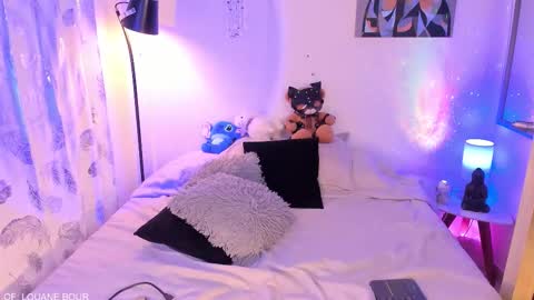  Laura  Independent Model  online show from 02.25.26