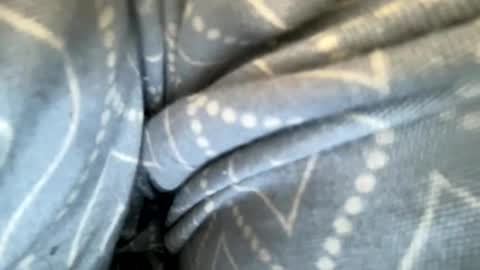 Snapshot of _love_pussy chatting on 11.28.25 Love huge buttplug up my ass online show from 11.28.25