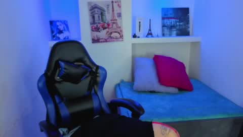 Lucia online show from 09.25.25