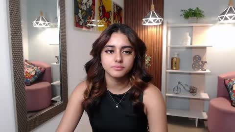 Snapshot of _lucy_grey chatting on 06.25.26 Lucy online show from 06.25.26