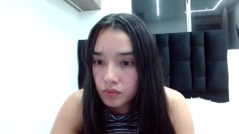 Snapshot of _luna__777_ chatting on 10.13.25 luna online show from 10.13.25