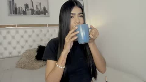 Snapshot of _lunacute_ chatting on 06.24.26 Luna online show from 06.24.26