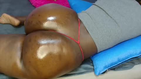 luscious online show from 02.21.26