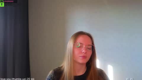 Snapshot of _lysafeta_ chatting on 09.17.25 Welcome guys  Pleasure to see you all here  My name is Lysafeta and MichaelaTip menu is active Private is open  online show from 09.17.25