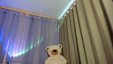 Maia online show from 02.17.26