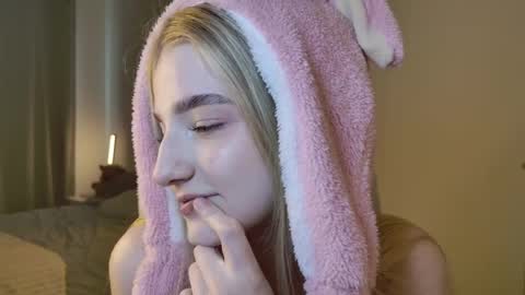 Snapshot of _magic_smile chatting on 04.10.26 Anna online show from 04.10.26