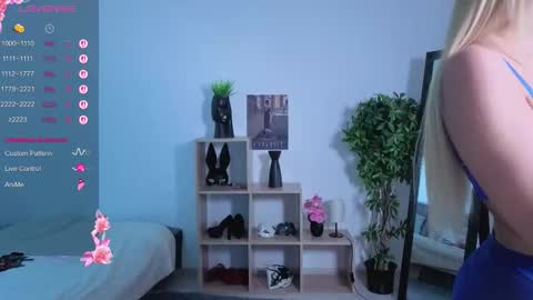 Emma  online show from 02.25.26