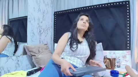 _marcela__ online show from 06.04.26