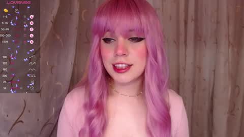 Snapshot of _marcelline_ chatting on 12.10.24 Kira online show from 12.10.24