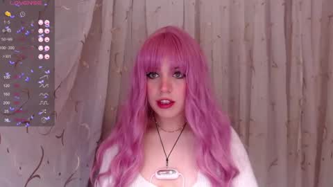 Snapshot of _marcelline_ chatting on 12.14.24 Kira online show from 12.14.24