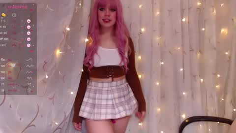 Snapshot of _marcelline_ chatting on 12.18.24 Kira online show from 12.18.24