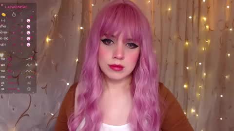 Snapshot of _marcelline_ chatting on 12.18.24 Kira online show from 12.18.24