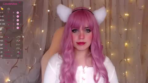 Snapshot of _marcelline_ chatting on 12.20.24 Kira online show from 12.20.24