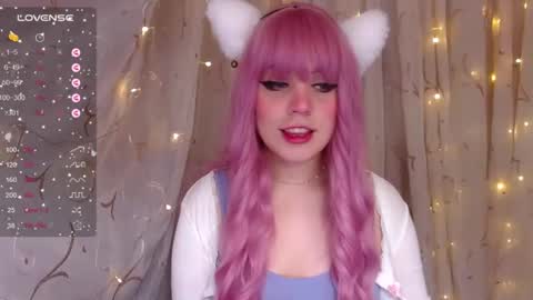 Snapshot of _marcelline_ chatting on 01.08.25 Kira online show from 01.08.25