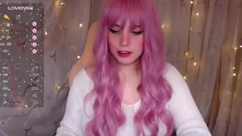 Snapshot of _marcelline_ chatting on 01.10.25 Kira online show from 01.10.25
