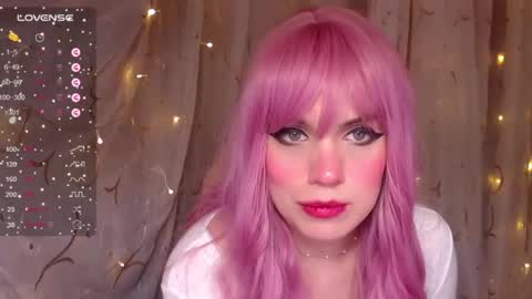 Snapshot of _marcelline_ chatting on 01.14.25 Kira online show from 01.14.25